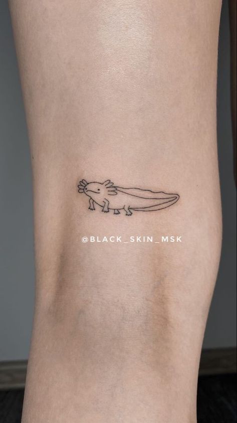 Black Skin Tattoo, Axolotl Tattoo, Discrete Tattoo, Peach Tattoo, Maching Tattoos, Art Inspired Tattoos, Skin Tattoo, Small Pretty Tattoos, Doodle Tattoo