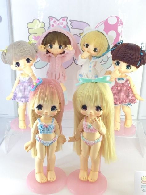 Kikipop Doll, Kids Trampoline, Living Dead Dolls, Pop Dolls, Doll Aesthetic, Smart Doll, Monster High Dolls, Pretty Dolls, Cute Cars