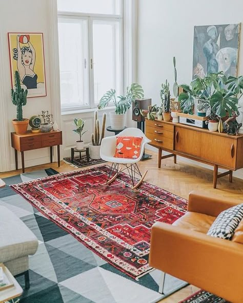 5 Worst Décor Mistakes to Avoid in the Living Room Sala Vintage, Home Decor Eclectic, Contemporary Living Room Design, Interior Design Minimalist, Mid Century Living Room, Trendy Living Rooms, Eclectic Living Room, Scandinavian Interior Design, Vintage Living Room