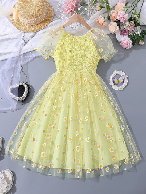 SHEIN Kids CHARMNG Tween Girl Floral Print Puff Sleeve Mesh Dress | SHEIN USA Cute Yellow Outfits, Cute Yellow Dress, Cute Yellow Dresses, Simple Frock Design, Shein Kids, Simple Frocks, Dresses For Kids, Stylish Short Dresses, Cute Dress Outfits