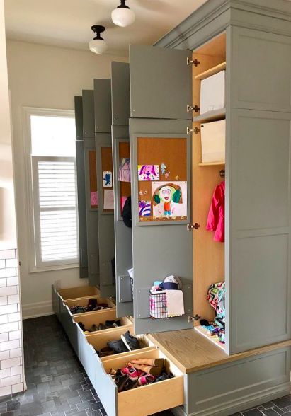 Laundry Mud Room Off Garage Storage Cabinets, Mudroom Locker Organization, Mud Room Cabinets With Bench, Mushroom Lockers, Entry Way Built In Cabinet Ideas, Mushroom Closet, Mudroom Remodel, Mudroom Closet, Pretty Homes