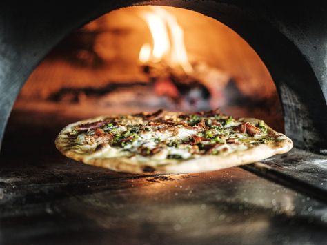 Take a small taste 5280's annual 25 Best Restaurants list, which offers a fresh look at the 2017 Denver dining scene. Vegetarian Pizza Recipe, Pizza Oven Recipes, Bobby Flay Recipes, Pizza Fries, Vegetarian Pizza, Fire Pizza, Wood Fired Pizza Oven, Pizza Oven Outdoor, Wood Fired Oven