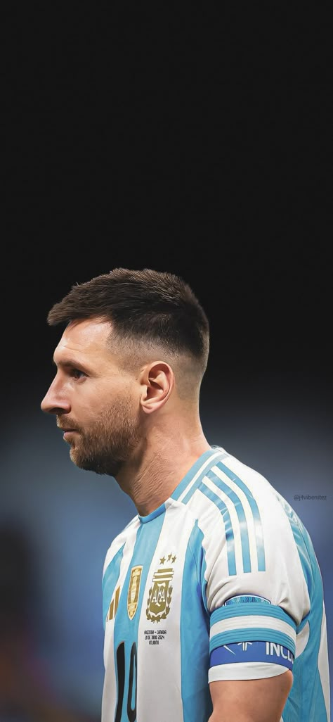 Messi Wallpaper https://twitter.com/j4vibenitez/status/1803969224454406363?s=19 Messi Alien, Messi Wallpaper, Argentina Messi, Lio Messi, Messi Wallpapers, Inter Miami Cf, Argentina National Team, Messi Soccer, Lionel Messi Wallpapers