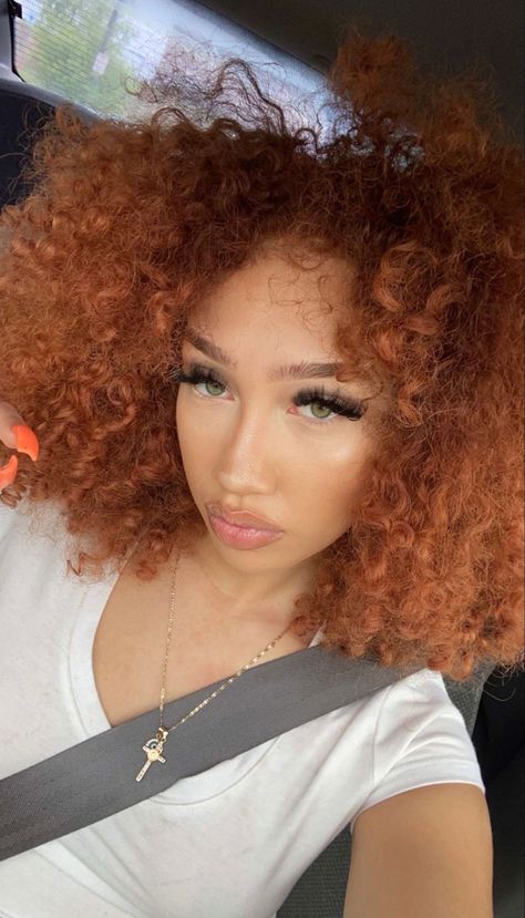 Orange Hair Color Ideas, Afro Hair Dye, Orange Hair Color, Dyed Curly Hair, Hair Color Orange, Ginger Hair Color, Colored Curly Hair, Dyed Natural Hair, Pretty Hair Color