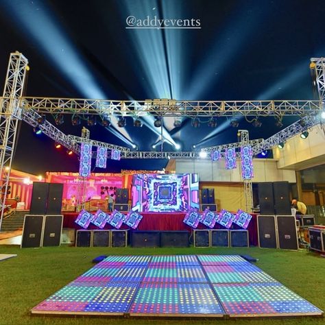 Sangeet Stage, Wedding Dj Setup, Mall Decoration, Sangeet Decor, Dress Pic, Durga Ji, Dj Night, Stage Decor, Dj Setup