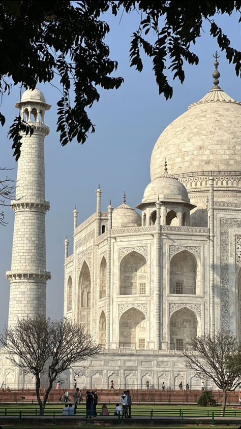 taj mahal Taj Mahal Snap, Taj Mahal Aesthetic Pictures, Taj Mahal Aesthetic, Taj Mahal Photo Ideas, Agra Aesthetics, Aesthetic Taj Mahal, Photography At Taj Mahal, Pictures Of Taj Mahal, Taj Mahal Image