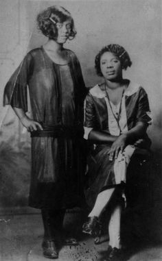 1920 Black Women, 1920s Black Women, Women 1920s, Women's Suffrage, 1920s Women, African American Fashion, African American Family, American Photo, Vintage Black Glamour