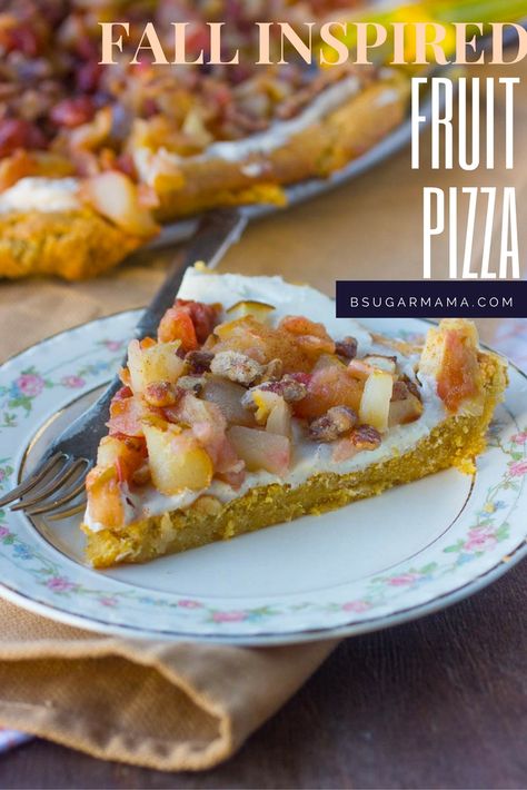 Fall Inspired Fruit Pizza Fall Fruit Pizza, Stromboli Ideas, Pizza Pumpkin, Roasted Fruit, Honey Roasted Pecans, Apple Topping, Thanksgiving Fruit, Pizza Sugar Cookie, Autumn Treats