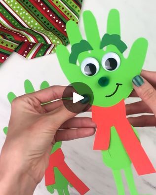 Grinch Handprint Craft For Kids, Grinch Craft Ideas For Kids, Grinch Art Projects For Kids, Grinch Handprint Craft, Grinch Christmas Crafts, Grinch Crafts For Kids, Grinch Handprint, Grinch Craft, Infant Crafts