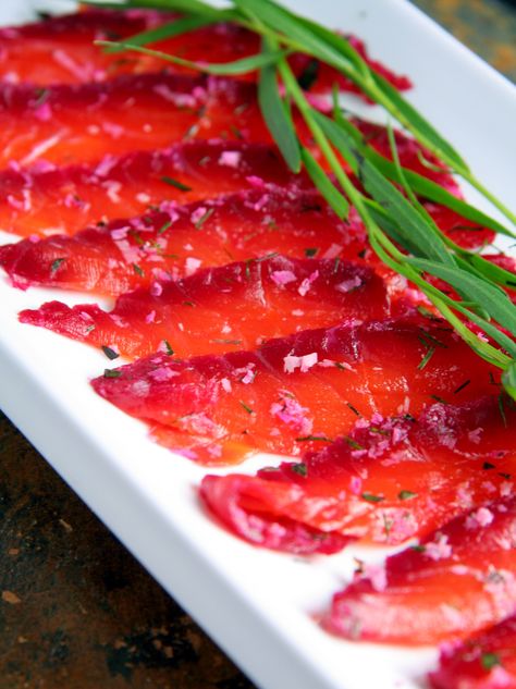 Cured Fish, Cured Salmon Recipe, Salmon With Dill, Cured Salmon, Fresh Horseradish, Lemon Salmon, Jamie Oliver Recipes, Scandinavian Food, Cured Meats