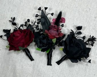 Gothic Wedding Flowers, Burgundy And Pink Wedding, Dark Fairytale Wedding, Dark Fantasy Wedding, Burgundy Boutonniere, Black Groomsmen, Gold And Burgundy Wedding, Wedding Ideas Black, Travis Wedding