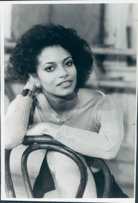 Adrienne Ames, Phylicia Rashad, Debbie Allen, Natural Aesthetics, Photo Star, Black Actresses, Black Entertainment, Vintage Black Glamour, Black Hollywood