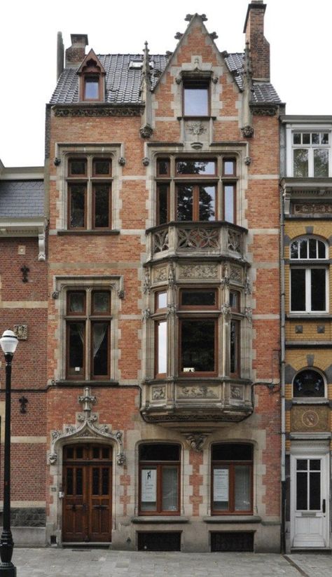 Belgium Architecture House, Edwardian Architecture, Holland House, Building Front, Architectural Sculpture, Victorian Buildings, London Architecture, French Architecture, European Architecture