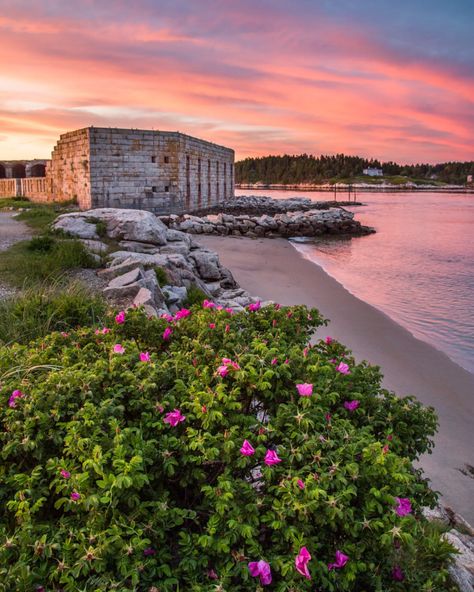 Georgetown and Phippsburg: "More Maine Than Maine" - Phippsburg and Georgetown, Maine - Down East Magazine Phippsburg Maine, Georgetown Maine, Maine Vacation, Our Town, Maine Wedding, Vacation Style, Nantucket, Rhode Island, New Hampshire