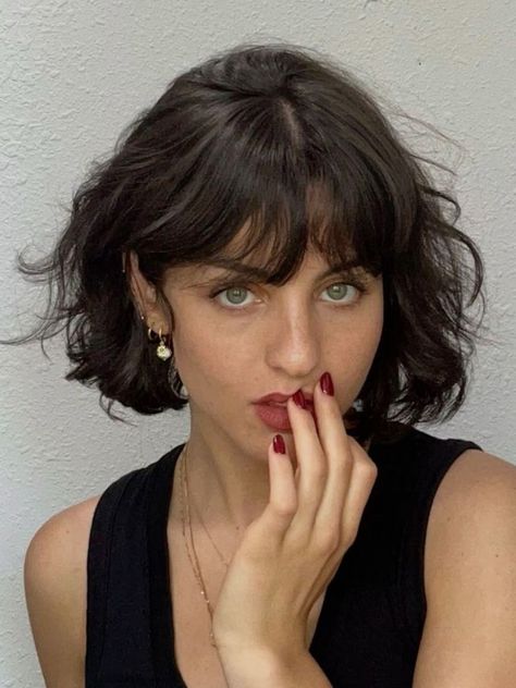 Bob Pendek, French Bob, Haircut Inspo, Hair Inspiration Short, Hair 2024, Penteado Cabelo Curto, Short Hair With Bangs, Short Hair Haircuts, Cut My Hair