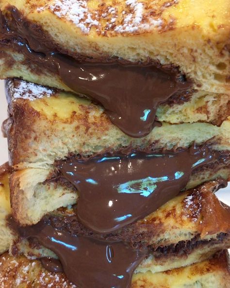 ▶ Extra extra stuffed Nutella French Toast! Tag someone who’s having this for brunch this weekend! #foodforthesoul French Toast With Nutella, Nutella French Toast, Vegan Dessert Recipes, Tag Someone Who, Tag Someone, Vegan Desserts, Fitness Diet, Soul Food, Food Pictures