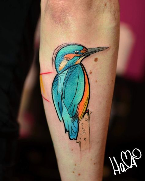 Neo Traditional Kingfisher Tattoo, Kingfisher Tattoo Design, Bird Tattoo Color, Mum Tattoos, Kingfisher Tattoo, Mum Tattoo, Colour Tattoo, Birds Design, Instagram Tattoo