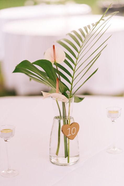 kayla & kyle Palm Wedding Centerpieces, Simple Tropical Centerpieces, Palm Leaf Centerpiece, Tropical Color Scheme, Paliku Gardens, Tropical Wedding Centerpieces, Bud Vases Wedding, Truck Photography, Tropical Centerpieces