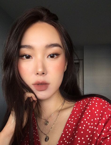 #motd #makeup #koreanmakeup #kbeauty #beauty Korean Makeup Tips, Korean Makeup Look, Korean Makeup Tutorials, Korean Face, Beauty Make-up, Trendy Makeup, Asian Makeup, Natural Lashes, Makeup Eyeliner