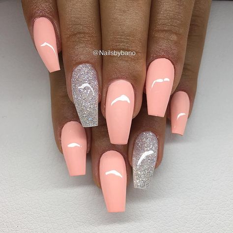 @KortenStEiN Peach Nails, Coral Nails, Gel Nail Art Designs, Her Nails, Nail Swag, Summer Acrylic Nails, Silver Nails, Coffin Nails Designs, Halloween Make