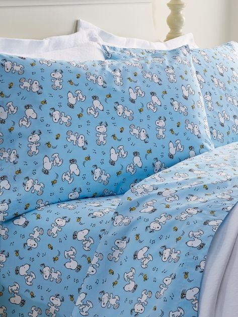 Dancing Snoopy, Peanuts Dance, Snoopy Merchandise, Snoopy Dance, Hotel Sheets, Vermont Country Store, Percale Sheets, Charlie Brown And Snoopy, Sheet Sets Full