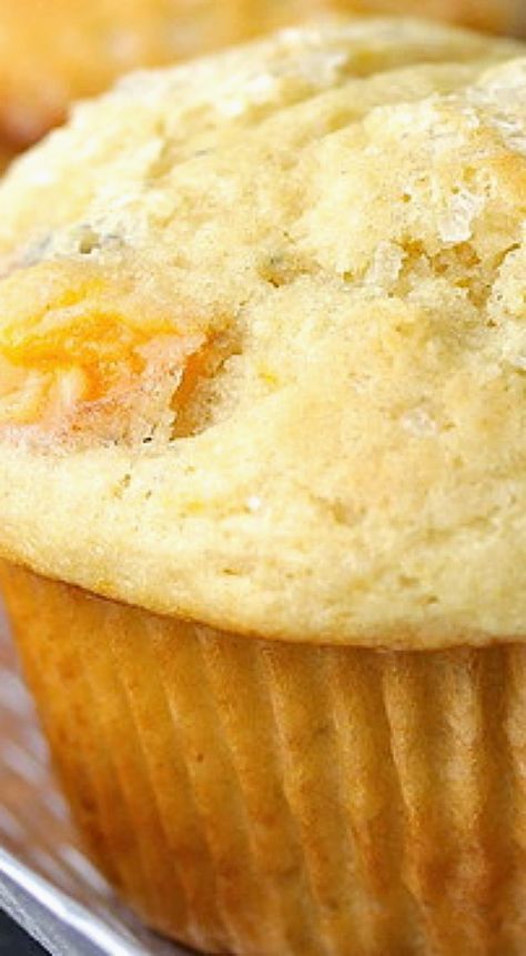 Fresh Peach Muffins. Fresh Peach Muffins, Peach Muffin, Fresh Peach Recipes, Peach Muffins, Peach Dessert Recipes, Peach Desserts, Muffin Tin Recipes, Muffin Man, Coffee Cakes