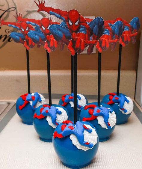 Spider Man Candy Apples, Spiderman Theme Party, Dipped Apples, Apple Cake Pops, Gourmet Candy Apples, Apple Ideas, Cake Pop Designs, Marvel Party, Pretty Candy