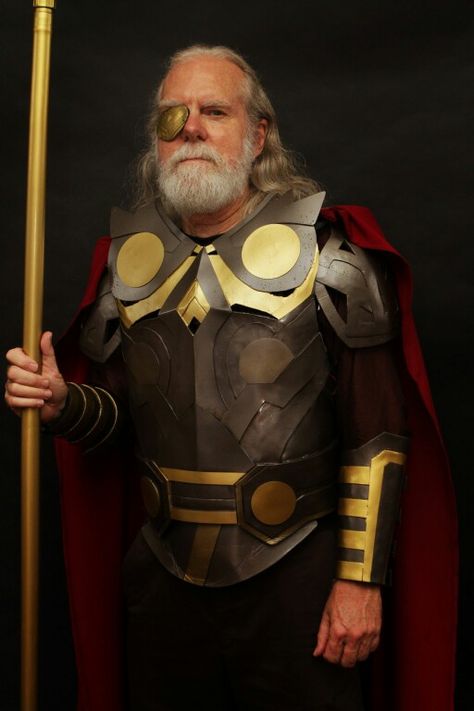 . Odin Costume, Carol Burnett, Marvel Entertainment, Olive Garden, Costume Cosplay, Diy Costumes, Marvel Cinematic, Marvel Characters, Marvel Universe