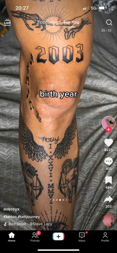 Year Of Birth Tattoo Men, Men’s Tatoos Designs, Year Leg Tattoo Men, 2003 Knee Tattoo, 2005 Leg Tattoo, Male Arm Tattoo Ideas, 2004 Leg Tattoo, Knee Tatoos Men, Men Upper Arm Tattoo Ideas