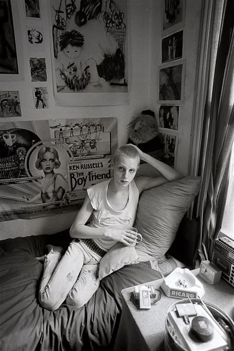 Grunge Boys, Chica Punk, Grunge Boy, Punk Culture, Environmental Portraits, Club Kids, Youth Culture, Post Punk, Photography Inspo