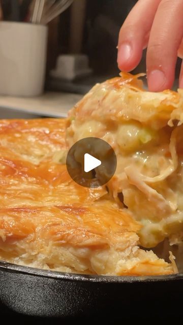 Samantha Baker | Miss Baker’s Bites on Instagram: "A year ago today I posted this Chicken pot pie video and it went viral! 🤪 I have been working on something very special the past few weeks, which will include this recipe! I’ll drop more details soon, but in the meantime, if you can’t wait, you can find the recipe linked in my bio! 💜 #potpie #chickenpotpie #potpierecipes #chickenpotpierecipe" Cheddar Biscuit Chicken Pot Pie, Home Made Pot Pie Recipes, Chicken Pot Pie Easy Recipe, Pillsbury Pot Pie Recipe, Best Easy Chicken Pot Pie Recipe, Chicken Pot Pie Video, Chicken Potpie Recipe, Cozy Casseroles, Samantha Baker