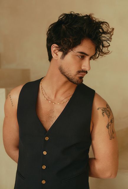 Man Vest Outfit, Man Vest, Christopher Abbott, Daniel Day, Avan Jogia, Vogue Men, Vest Outfit, Celebrities Male, Celebrity Crush