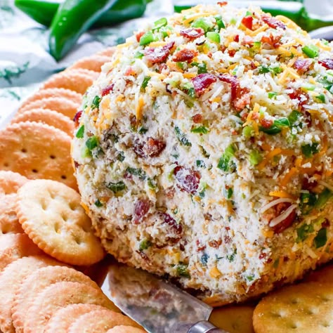 Popper Cheese Ball, Cheese Log Recipes, Seasoned Sour Cream, Cheese Ball Recipes Easy, Lemon Tree Dwelling, Cheese Log, Poppers Recipe, Food Log, Recipes Appetizers