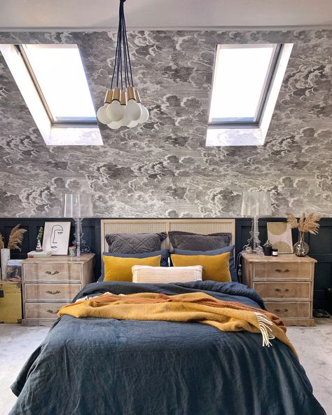 Eaves Bedroom, Slanted Ceiling Bedroom, Dormer Bedroom, Sloped Ceiling Bedroom, Small Attic Room, Loft Interior, Attic Bedrooms, Real Homes, Loft Room