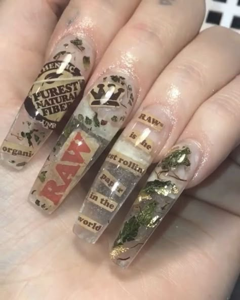 Nails Designs Wedding, Pot Leaf Nails, Summer Nails At Home, Raw Nails, Money Nails Designs, Rasta Nails, Rave Nails, Money Nails, Punk Nails