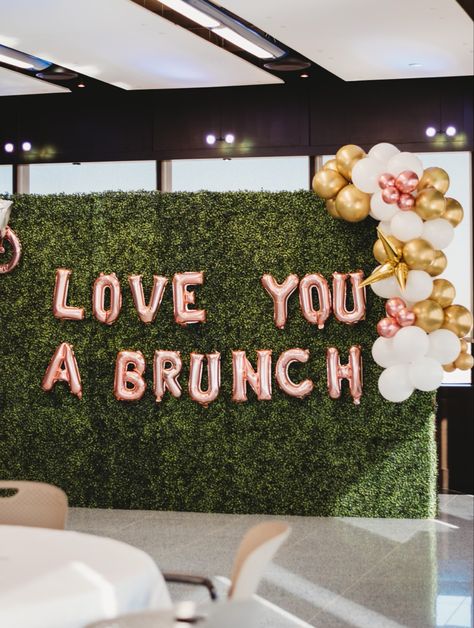 Brunch Photo Backdrop, Breakfast Pictures, Open Air Photo Booth, Greenery Wall, Boozy Brunch, Air Photo, Engagement Parties, Photo Backdrops, Bridal Party Proposal