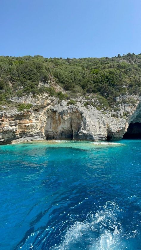 Corfu Island Greece, Antipaxos Greece, Dream Vacations Beautiful Places, Corfu Greece Aesthetic, Paxos Antipaxos, Ideas Profile Picture, Insta Profile Ideas, Insta Username Ideas, Insta Username