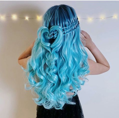 Heart Hairstyles, Exotic Hair Color, Valentines Hairstyles, Exotic Hairstyles, Valentine Hair, Hair Charms, Beautiful Hair Color, Pretty Hair Color, Heart Hair