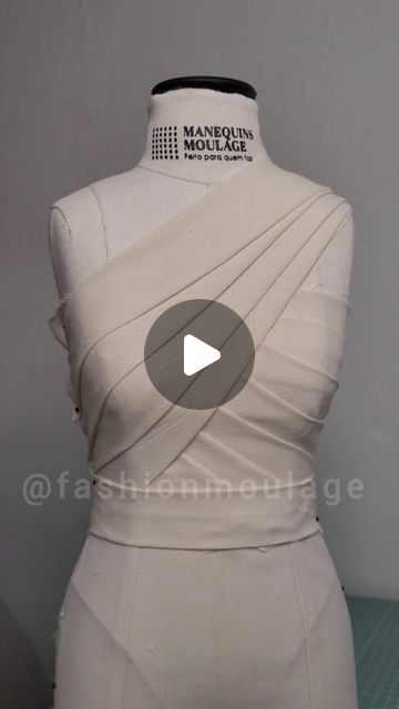 Draping Techniques Tutorials, Fashion Moulage, Moulage Draping, Draping Techniques, Instagram Tutorial, Sewing Techniques, Haute Couture, Couture, Sewing