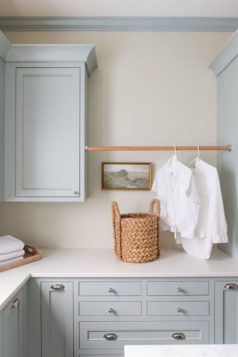 Gorgeous utility room with light blue cabinets Blue Laundry Rooms, Organize Life, Basement Laundry Room, Basement Laundry, Laundry Room Cabinets, Laundry Room Inspiration, Blue Cabinets, Laundry Mud Room, Laundry Room Organization