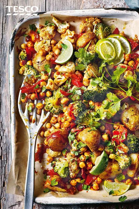 Traybake Dinner, Potatoes Broccoli, Meal For Two, Tray Bake Recipes, Aloo Gobi, Tesco Real Food, Vegetarian Meal, Crispy Potatoes, Vegetarian Recipes Easy