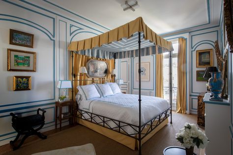 Timothy Corrigan Takes Us on a Tour of His Gloriously Gilded Parisian Pied-à-Terre - 1stDibs Introspective Timothy Corrigan, French Coastal, Homes In France, Central Hall, Paris Flea Markets, Victorian Interior, Corinthian Column, Three Friends, Coastal Interiors