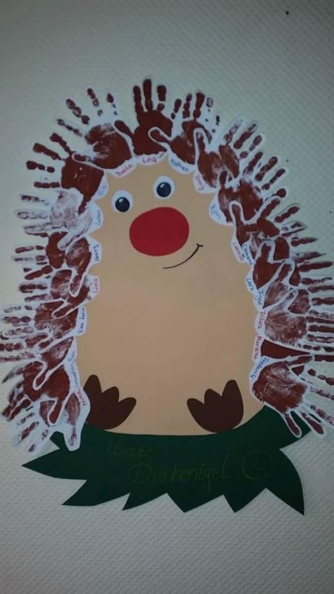 Hedgehog Preschool Craft, Hedgehog Kindergarten, Autumn Crafts Preschool, Nursery Craft Ideas, Halloween Craft Kits, September Crafts, Hedgehog Craft, Fall Arts And Crafts, Nursery Activities