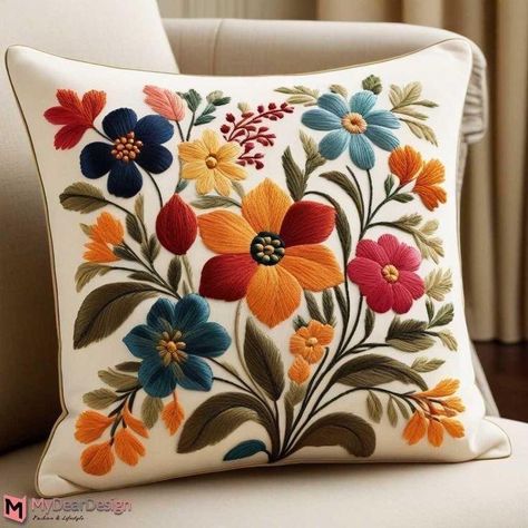 Cushion Embroidery Design Ideas, Cushion Covers Ideas, Crochet Cushion Covers, Cushion Cover Design, Cushion Designs, Cushion Embroidery, Pillows Decorative Diy, Simple Hand Embroidery Patterns, Crochet Cushion