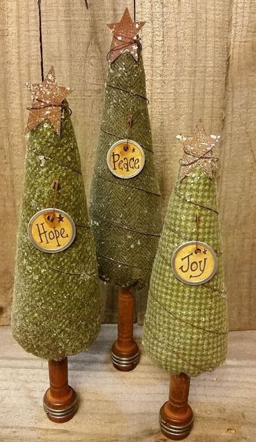 Cozy Creek Primitives Primitive Christmas Crafts, Primitive Country Christmas, Country Christmas Trees, Christmas Trees Ideas, Fabric Christmas Trees, Prim Christmas, Christmas Tree Crafts, Small Christmas Trees, Primitive Crafts