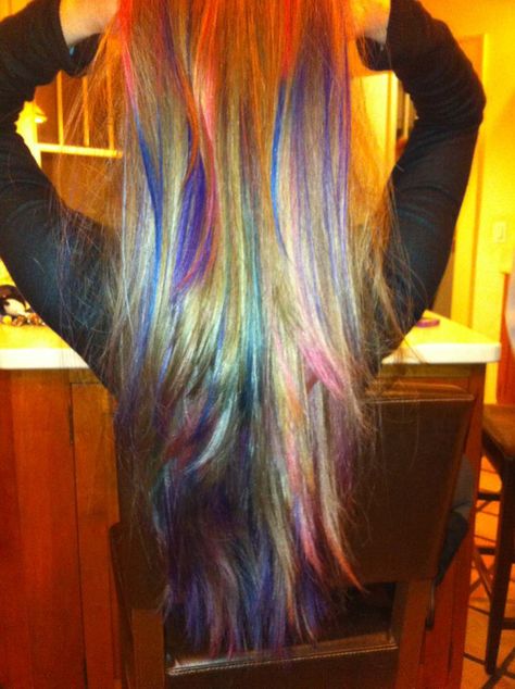 Rainbow hair Hair Color Colorful, Rainbow Hair Highlights, Highlights On Blonde Hair, Bald Baddie, Rainbow Highlights, Funny Hair, Cute Hair Colors, Rainbow Hair Color, Hair Dye Ideas