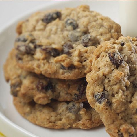 Ranger Cookies, Cookie Recipes Oatmeal Raisin, Oatmeal Raisin Cookies Chewy, Frozen Cookie Dough, Oatmeal Cookies Chewy, Apple Cookies, Frozen Cookies, Eat Cookies, Best Oatmeal