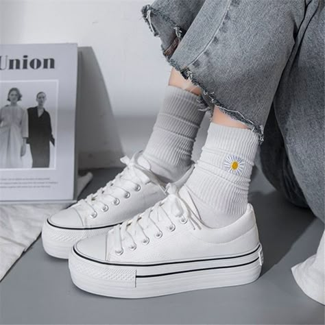 Ulzzang Shoes, White Converse Platform, Elegant Shoes Heels, Korean Shoes, Converse Platform, Pretty Shoes Sneakers, Shoes Heels Classy, Kawaii Shoes, Shoes Outfit Fashion