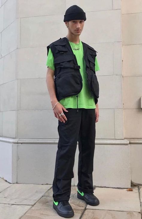 Neon Aesthetic Outfit Men, Lime Green Mens Outfit, Neon Green Outfit Aesthetic, 90s Grunge Fashion Men, Green Y2k Outfit, Y2k Fashion Men, Neon Green Outfits, Green Shirt Outfits, Guy Diamond