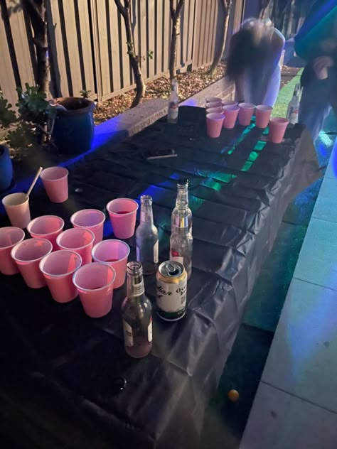 18th Birthday Party Ideas Drinking, Birthday Decor Outside Party Ideas, Shed Party Decorations, Garage Birthday Party Ideas Decoration, Garage Party Set Up Ideas Birthday, 19 Birthday Party Themes, Pre Party Aesthetic, 21st Birthday Ideas Decorations Outdoor, Themes For 18th Birthday Party